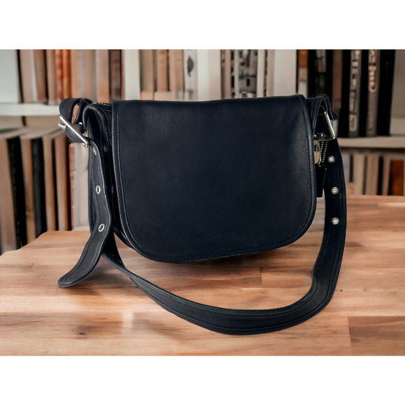 Coach Handbags - Vtg Coach 9951 Patricia Legacy Handbag Black Leather Crossbody Flap Saddle Bag